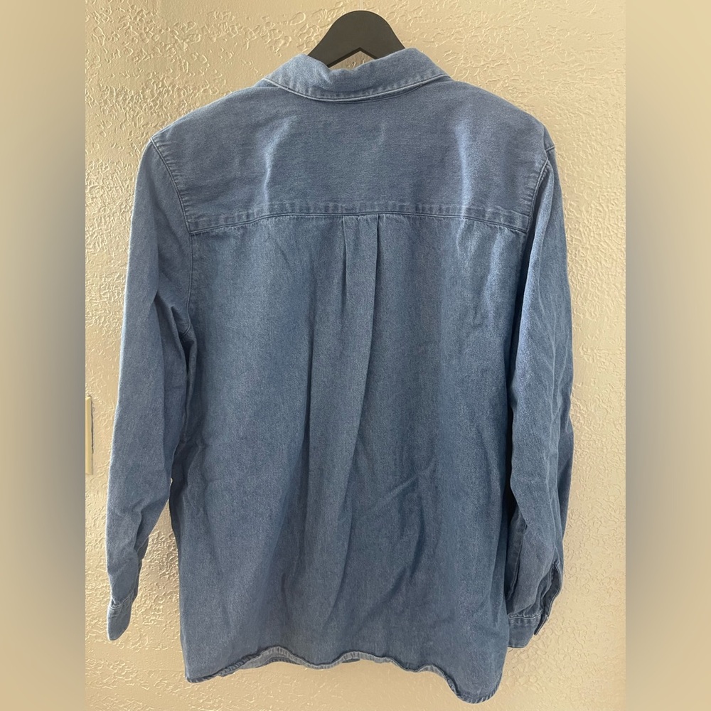 VTG Karen Scott 100% Cotton Denim Blue Christmas Festive Embroidered Shirt XL - Picture 6 of 8